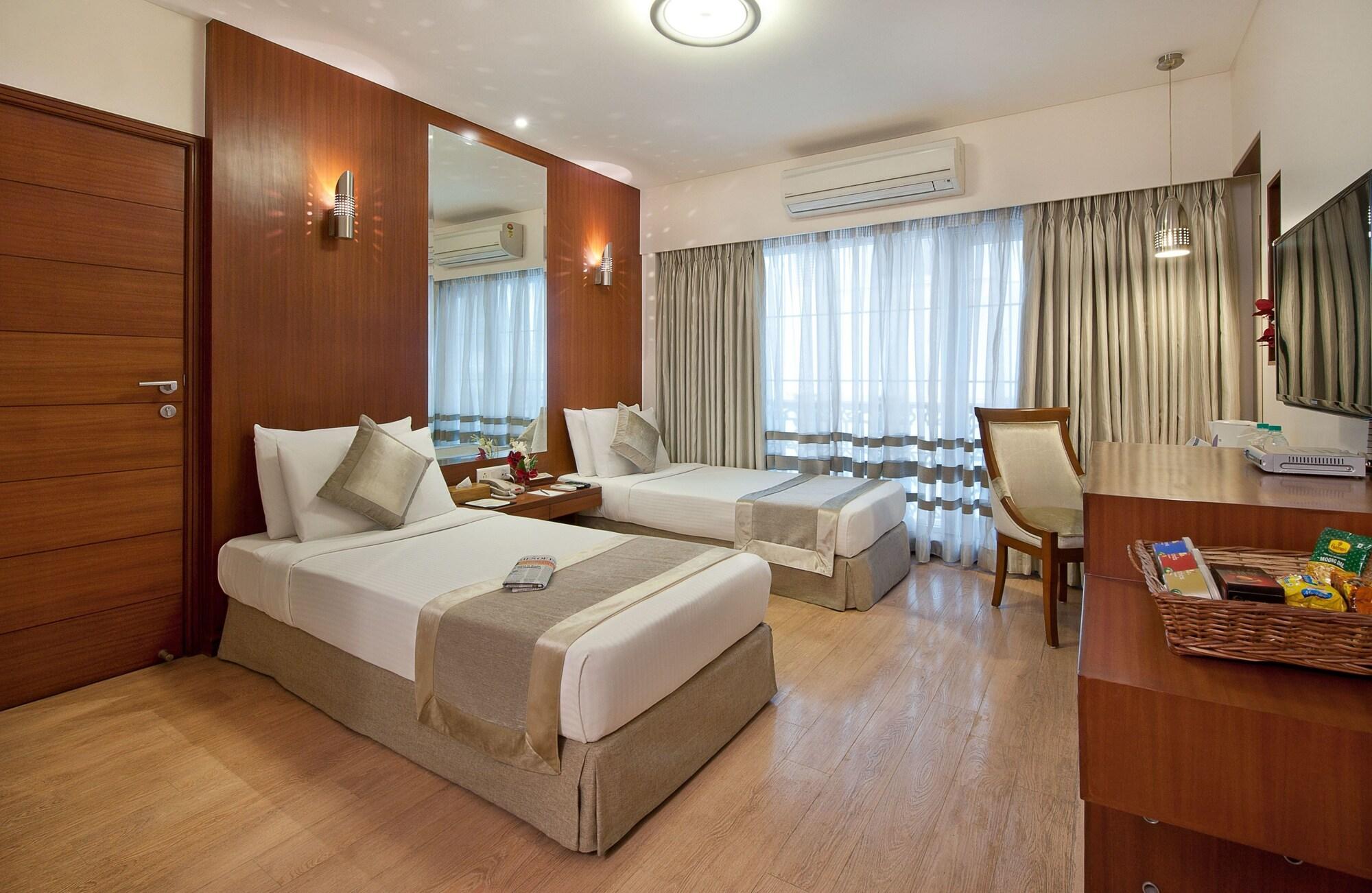 แกรนด์ เรซิเดนซี โฮเทล& เซอร์วิส อพาร์ทเม้นท์ Aparthotel มุมไบ ภายนอก รูปภาพ