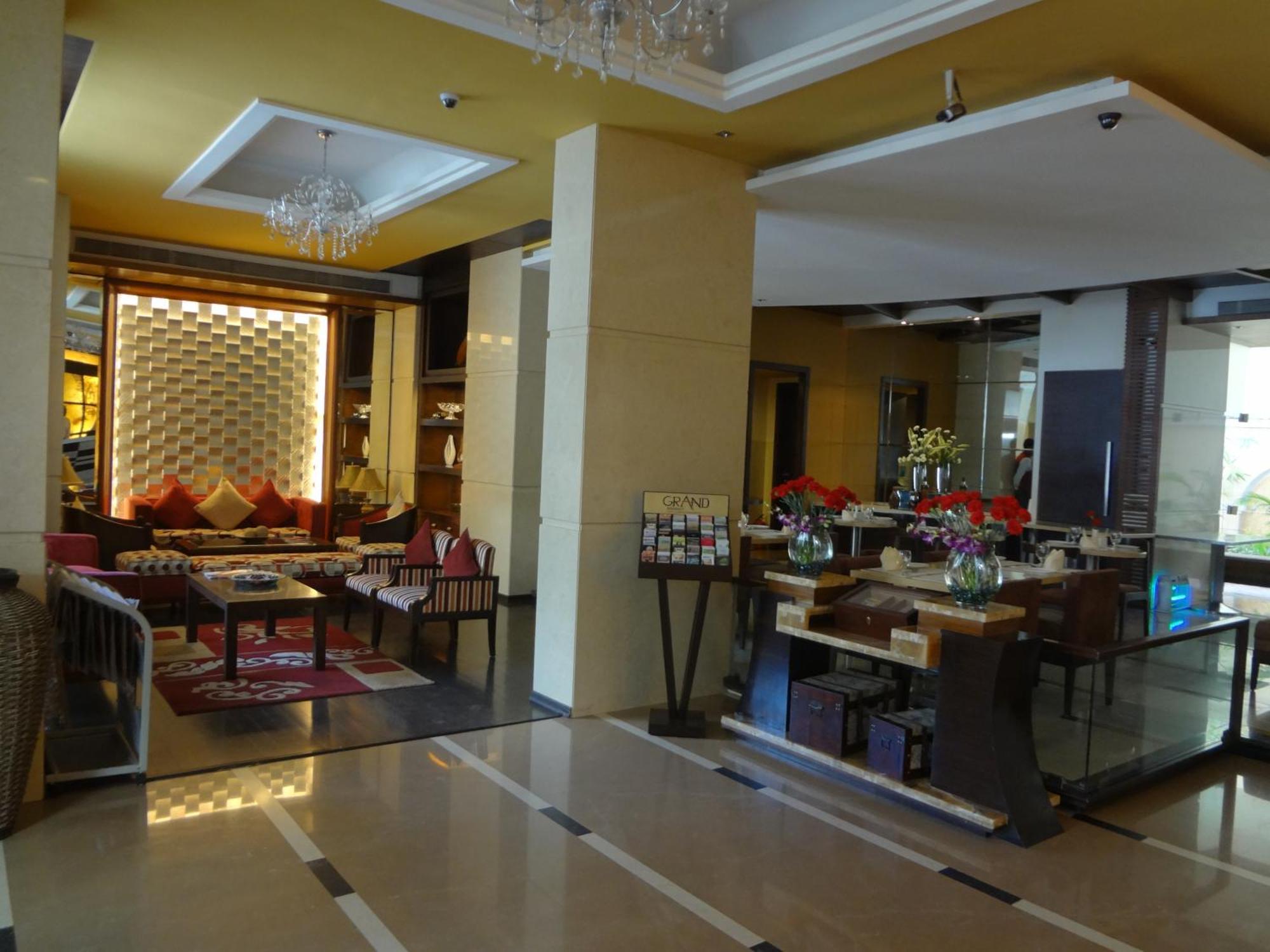 แกรนด์ เรซิเดนซี โฮเทล& เซอร์วิส อพาร์ทเม้นท์ Aparthotel มุมไบ ภายนอก รูปภาพ