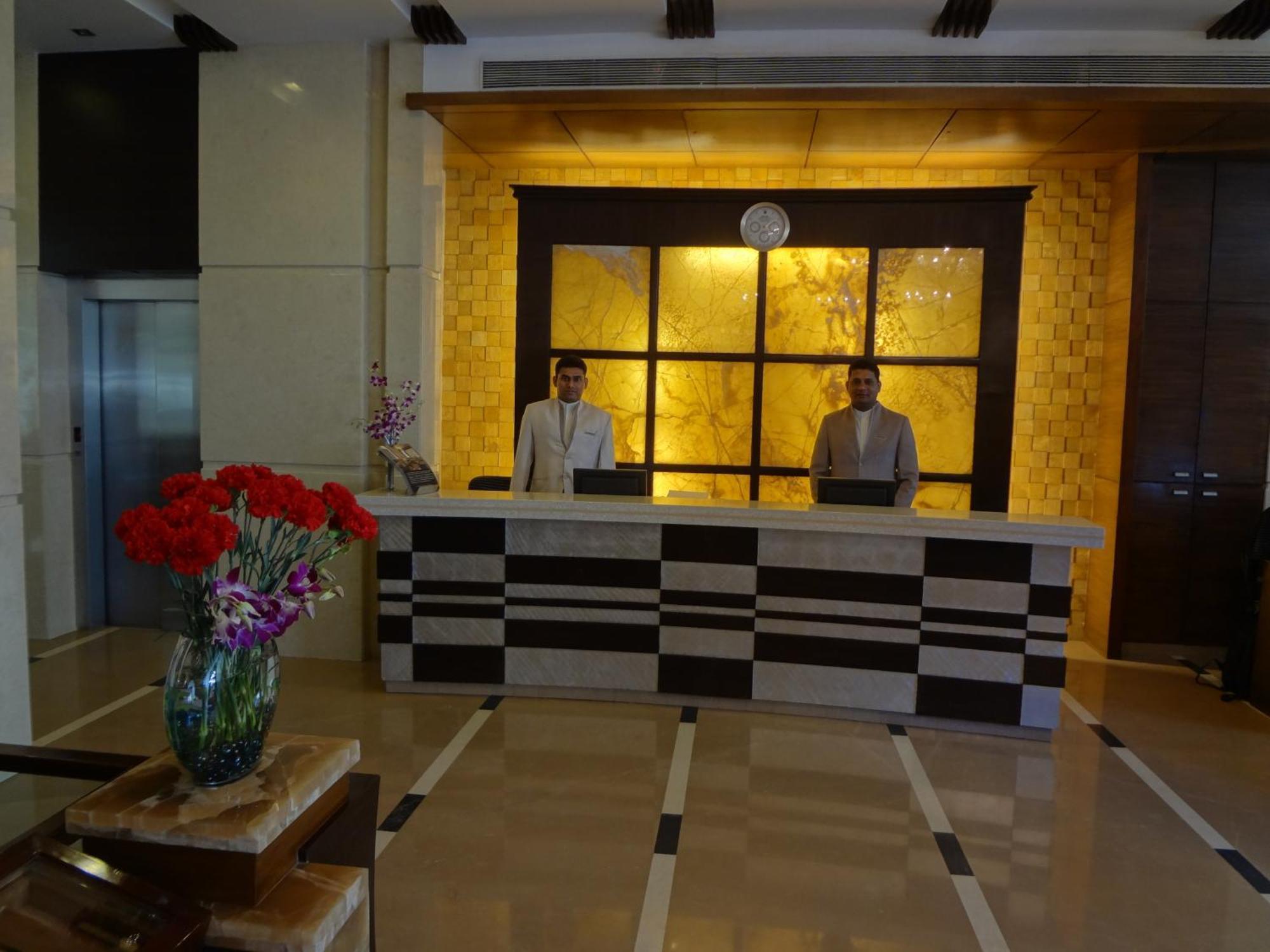 แกรนด์ เรซิเดนซี โฮเทล& เซอร์วิส อพาร์ทเม้นท์ Aparthotel มุมไบ ภายนอก รูปภาพ