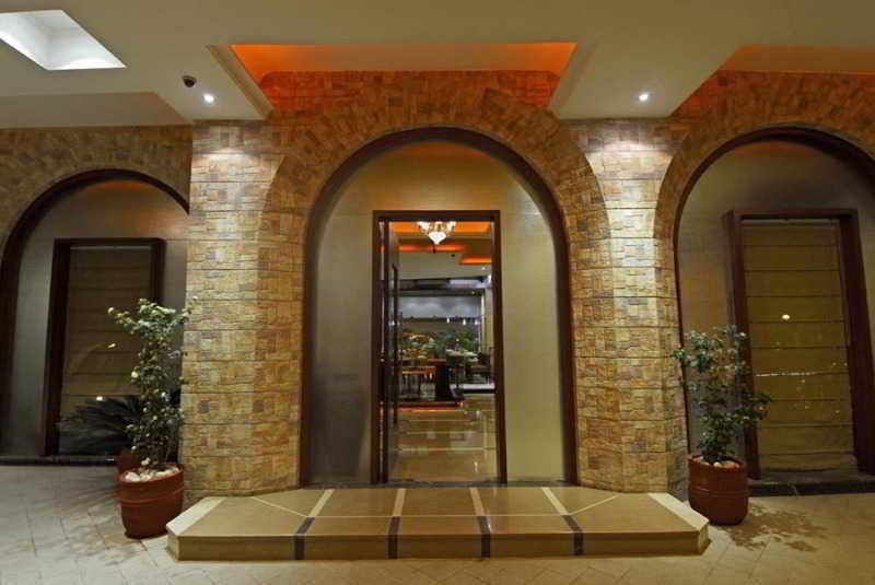 แกรนด์ เรซิเดนซี โฮเทล& เซอร์วิส อพาร์ทเม้นท์ Aparthotel มุมไบ ภายนอก รูปภาพ