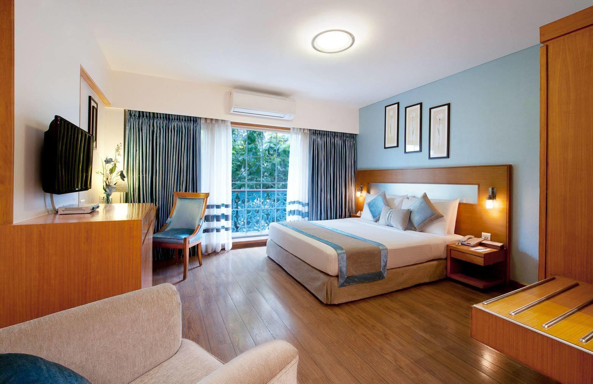 แกรนด์ เรซิเดนซี โฮเทล& เซอร์วิส อพาร์ทเม้นท์ Aparthotel มุมไบ ภายนอก รูปภาพ